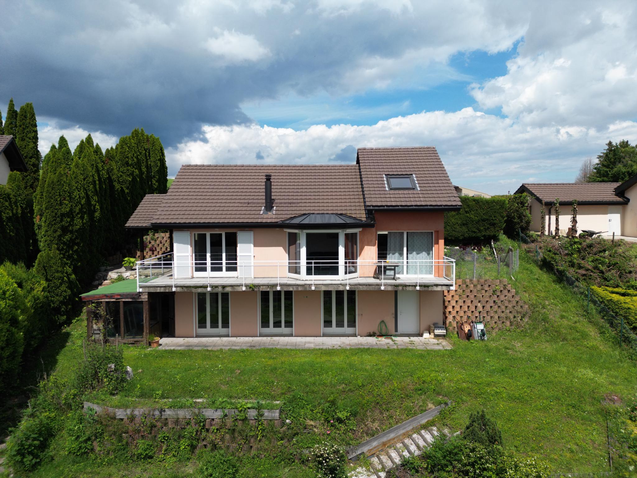 Superbe villa individuelle de 230m2 à Bassins