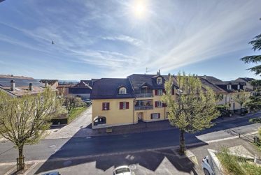 Spacieux appartement de 3.5 pièces, 95 m², entièrement rénové !