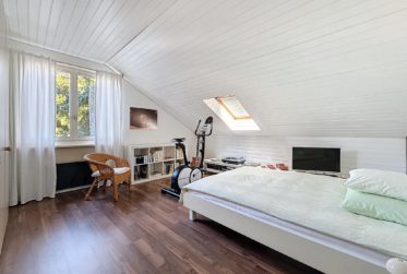 Spacieuse villa 6.5 pièces, lumineuse et idéalement située à Écublens !